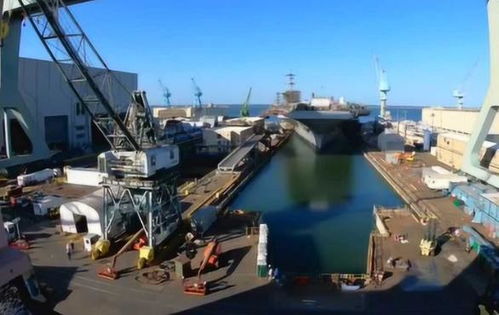 遼寧艦大修 為何入塢10個(gè)月仍未下水？